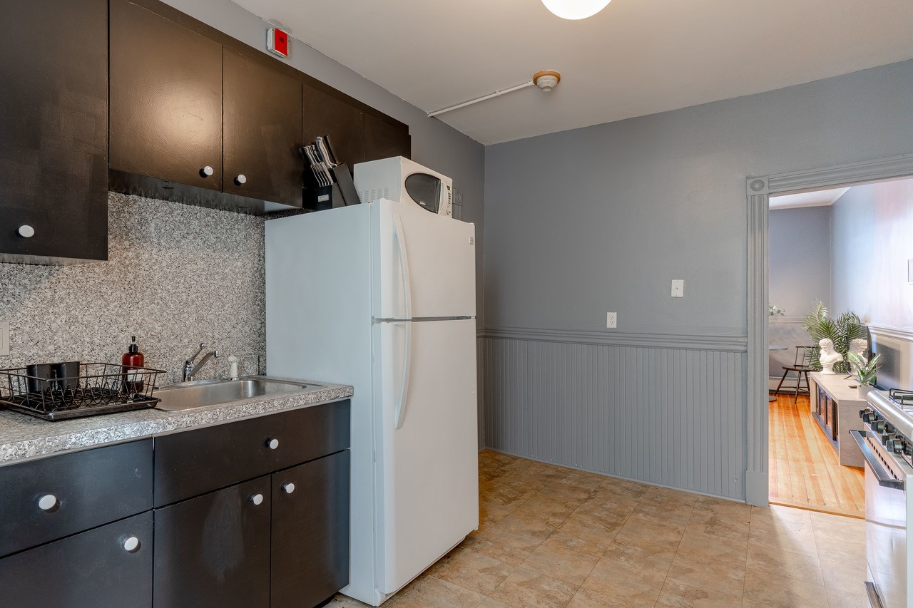 a room in North End photo 7