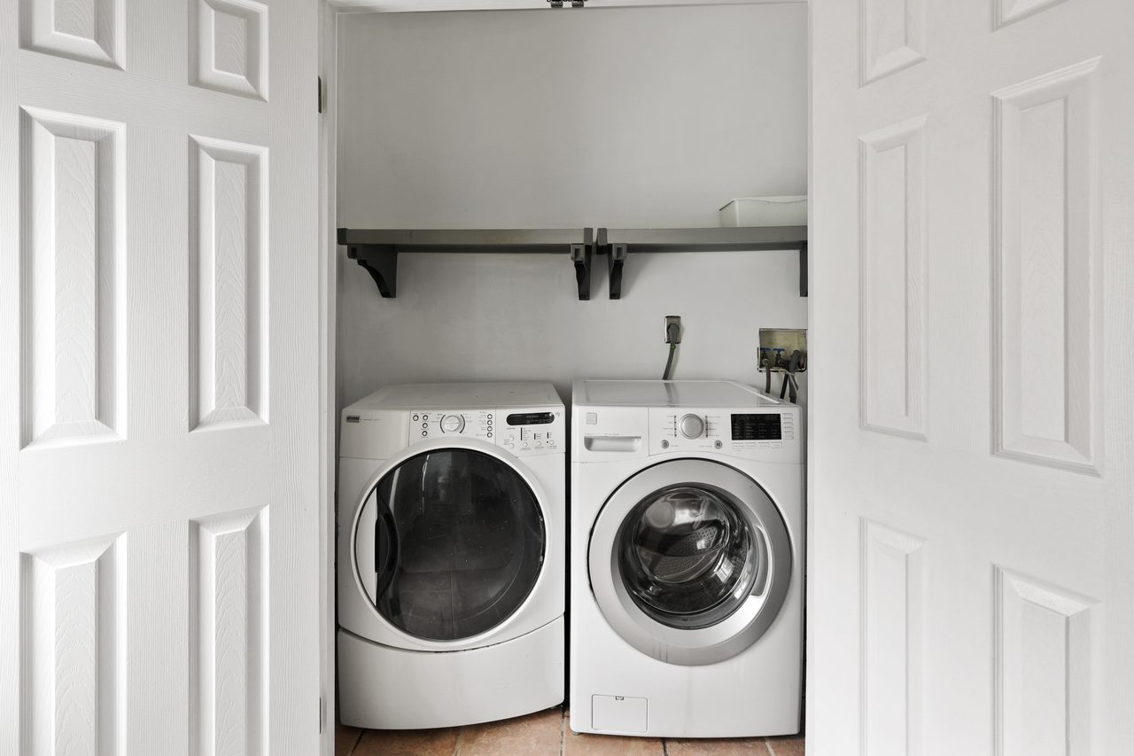 a room in Northeast Washington photo 9