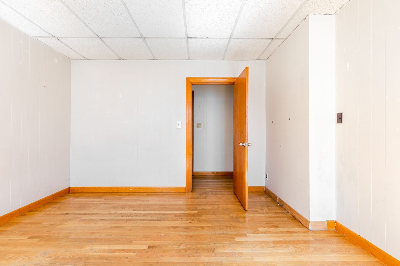 a room in Mission Hill photo 4