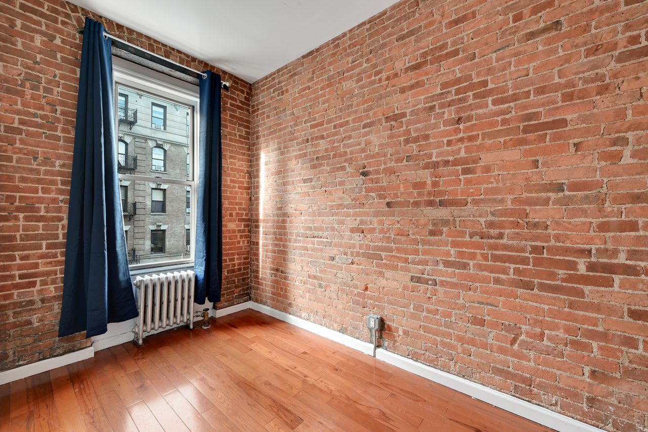 a room in Theater District photo 4