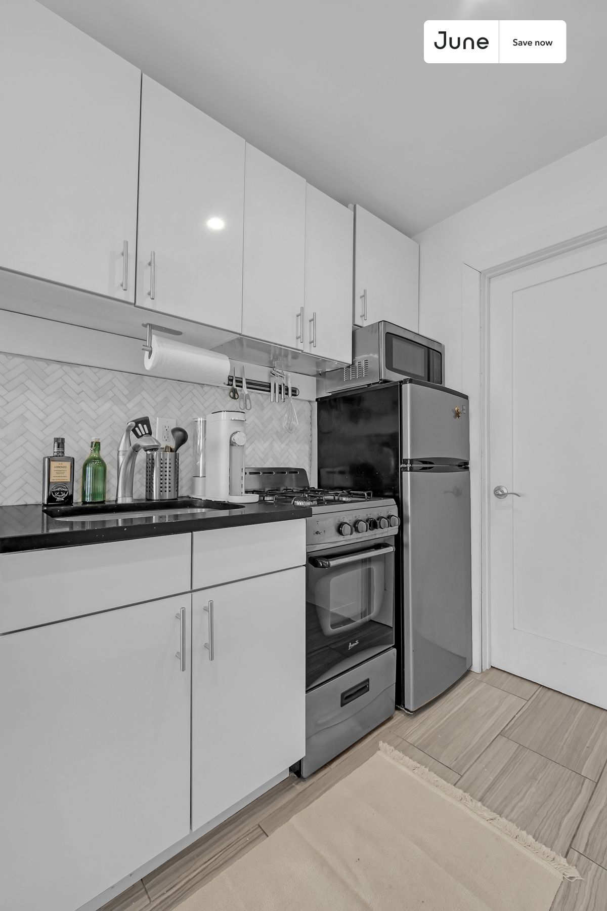 a room in East Village photo 4