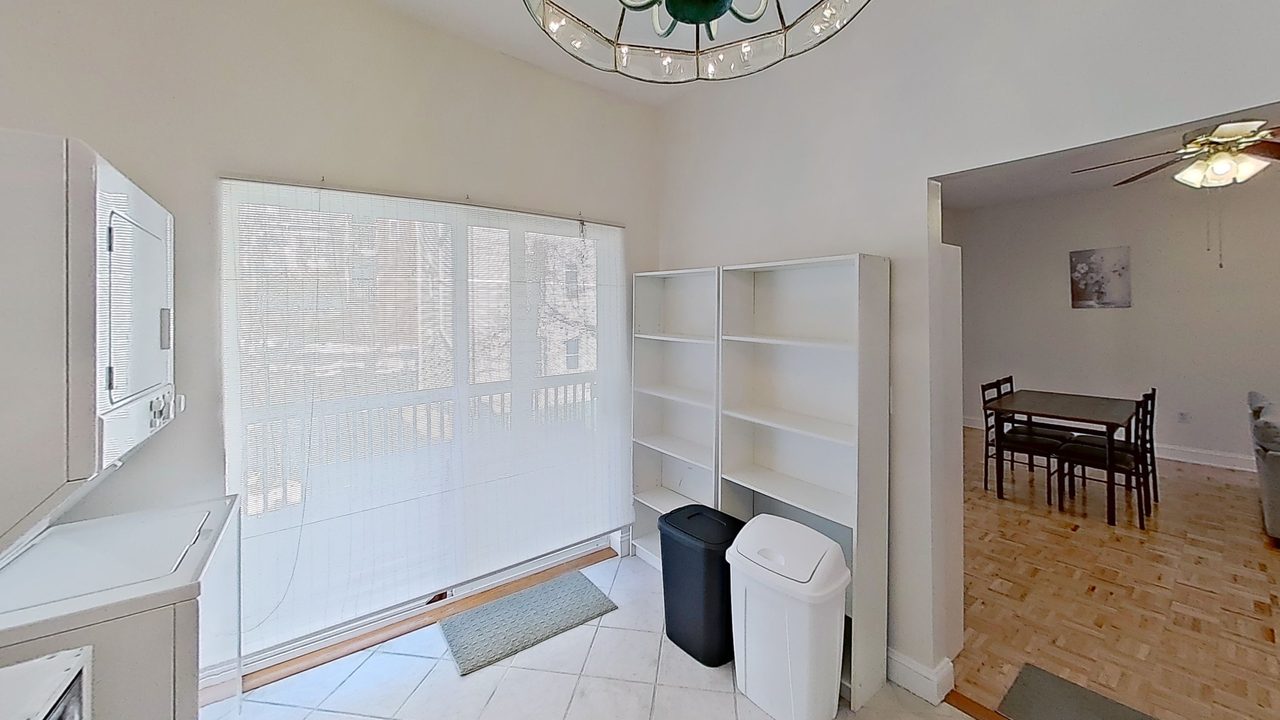 a room in Mission Hill photo 4