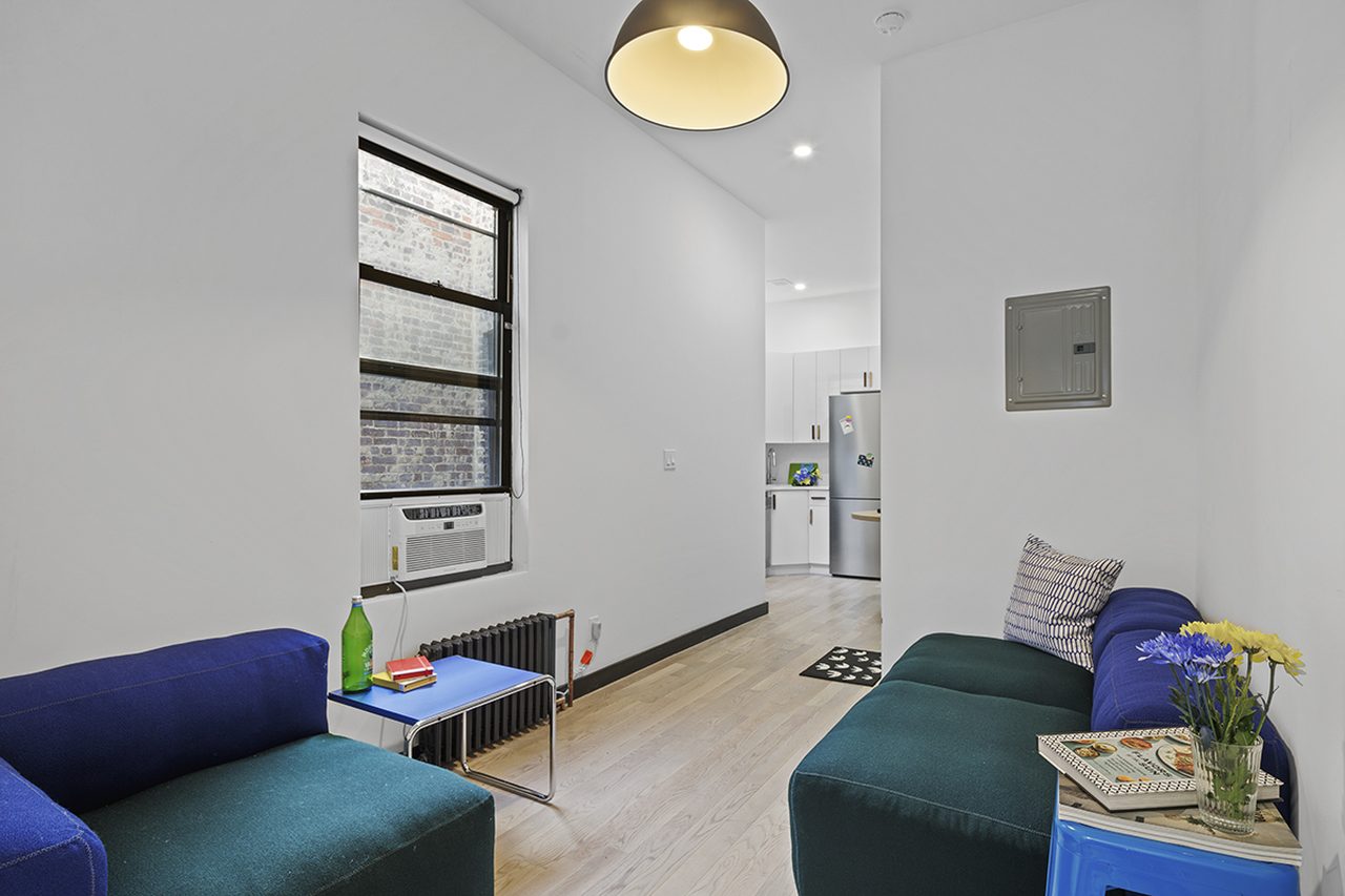 a room in Ridgewood photo 4