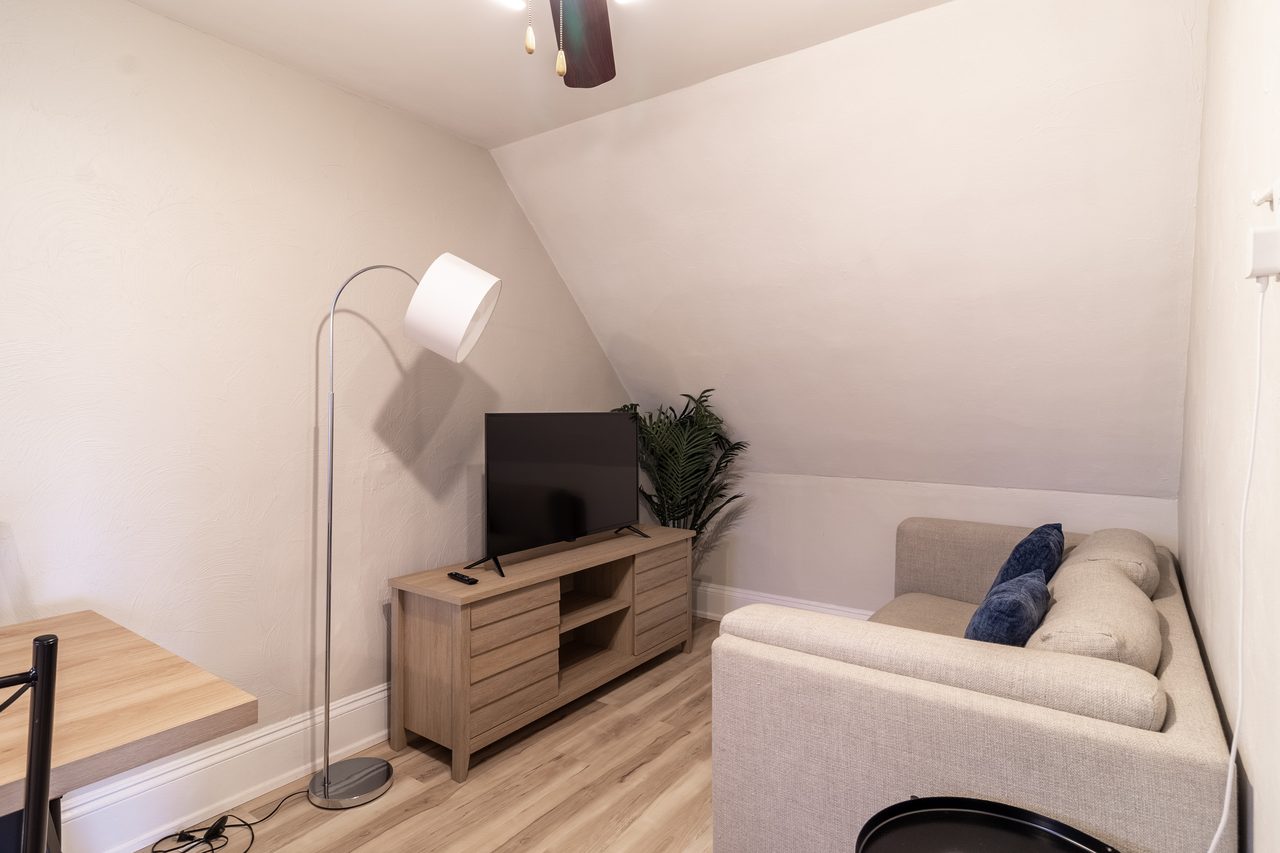 a room in Central Village photo 3
