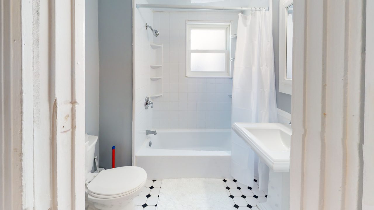 a room in Oak Square photo 8