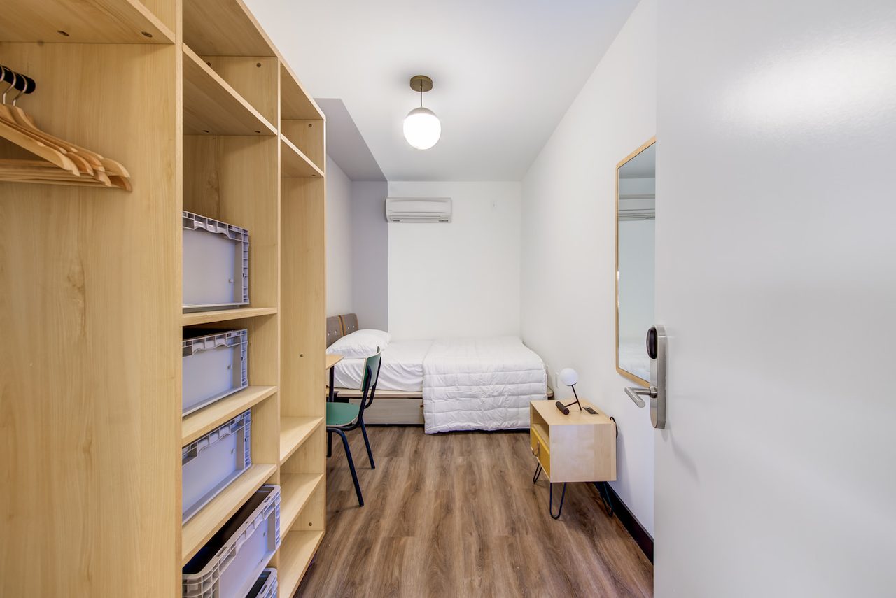 a room in Williamsburg