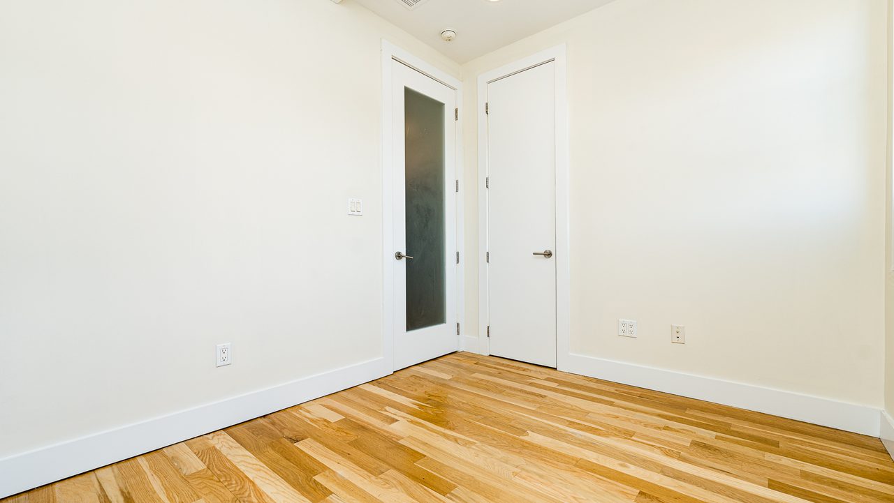 a room in Fort Greene photo 2