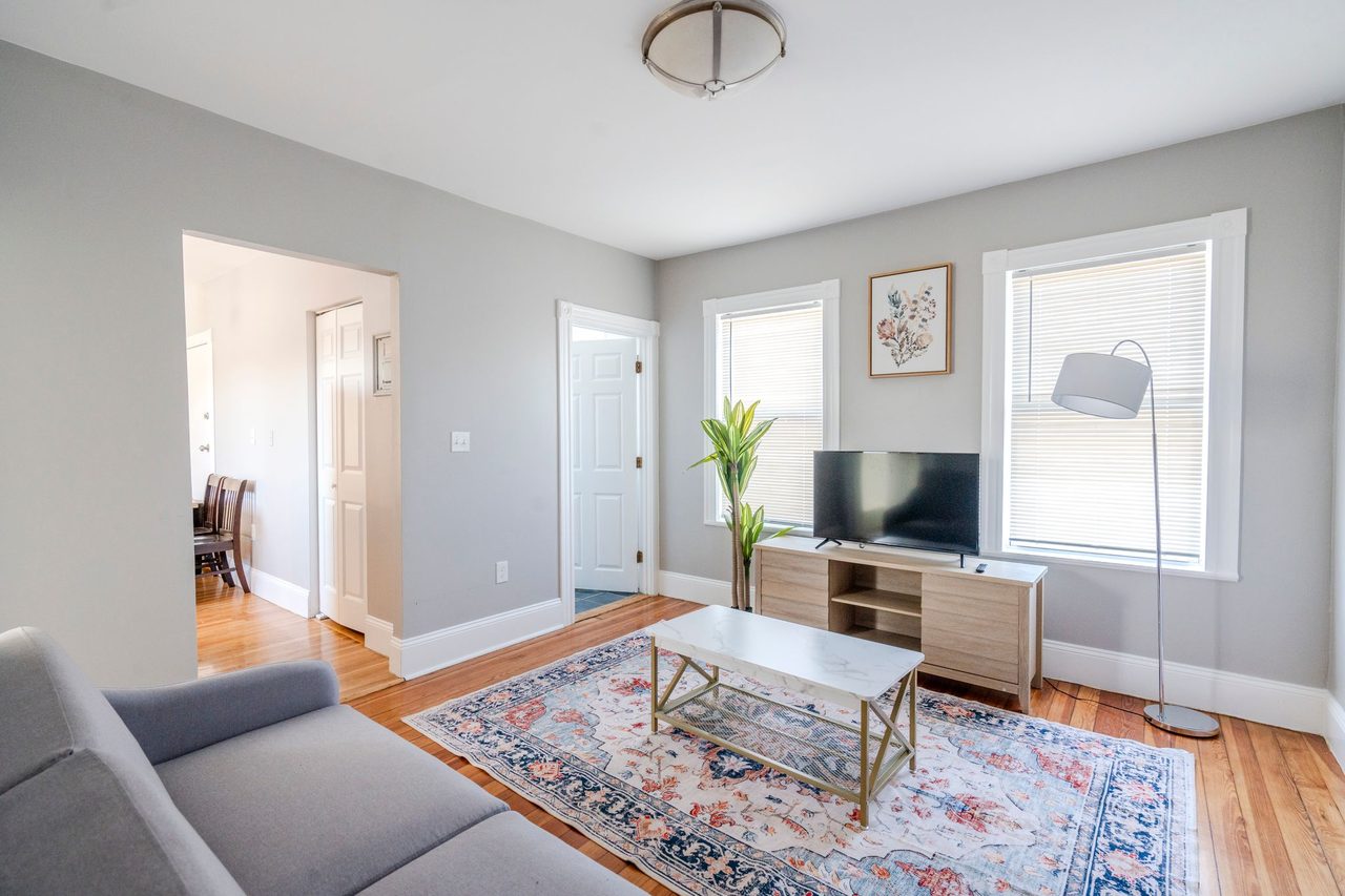 a room in Allston photo 5