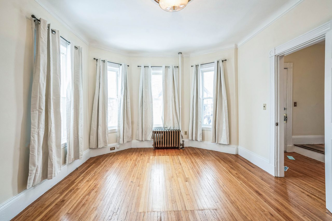 a room in Winter Hill photo 2
