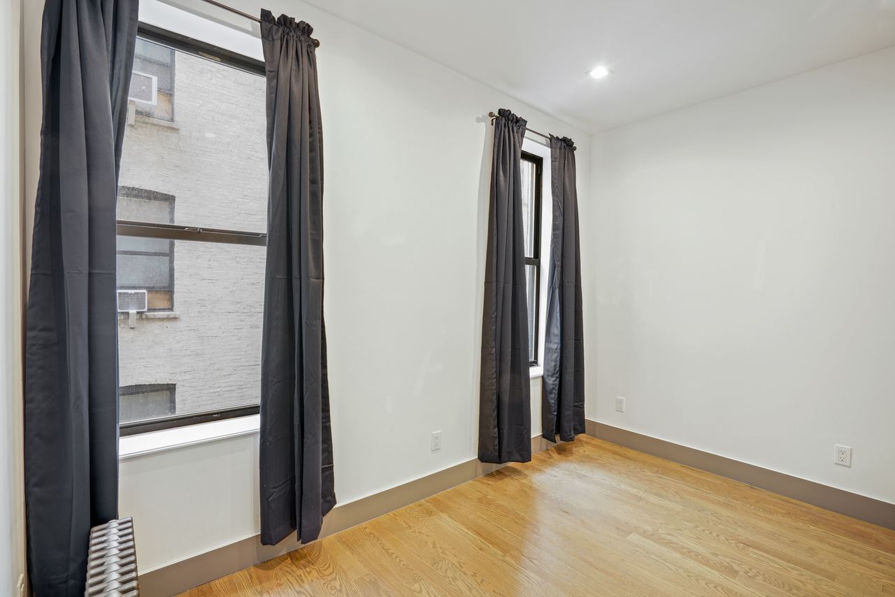 a room in Harlem photo 5