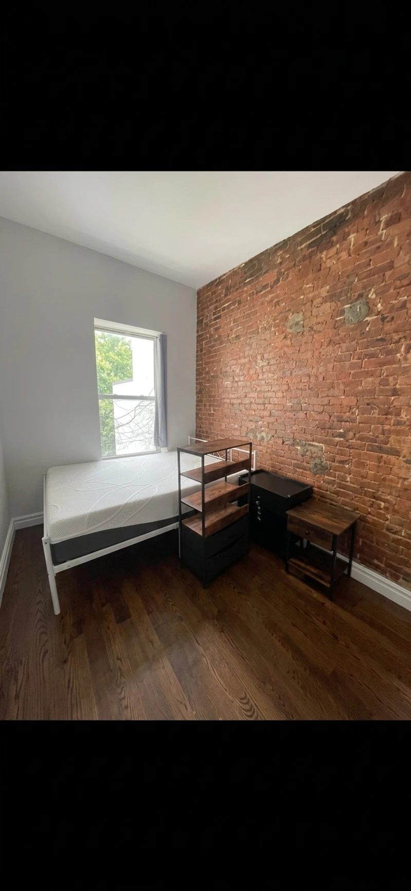 1 bedroom in Southside photo 2