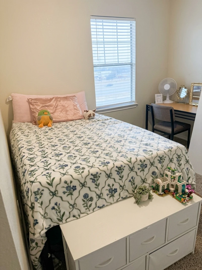 private room in Denton photo 4