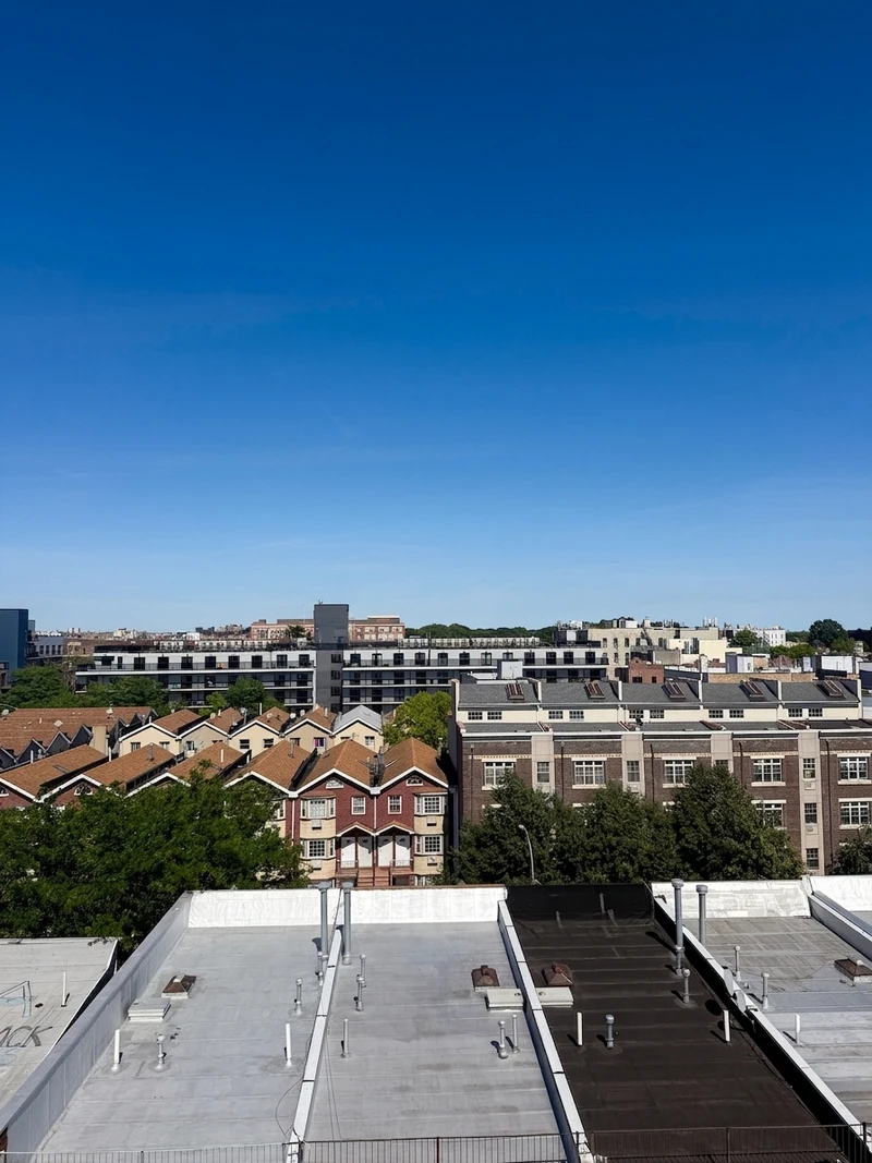 2 bedroom in Flatbush photo 12
