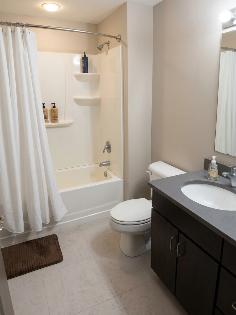 1 bedroom in Webster Station photo 2