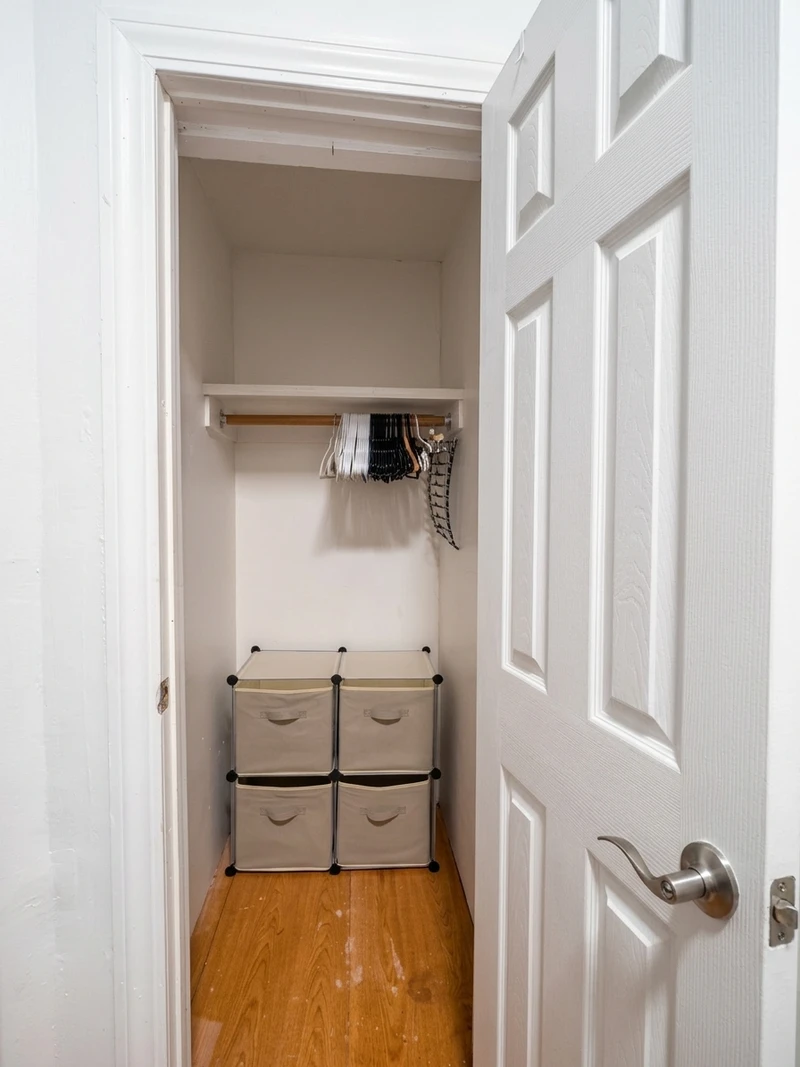 private room in Harlem photo 5