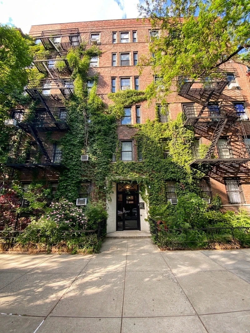 1 bedroom in Chelsea photo 6