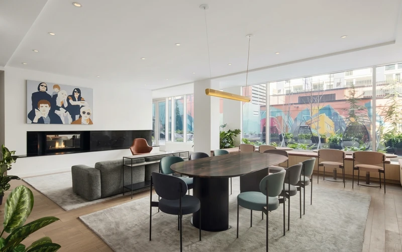 2 bedroom in East Village photo 6