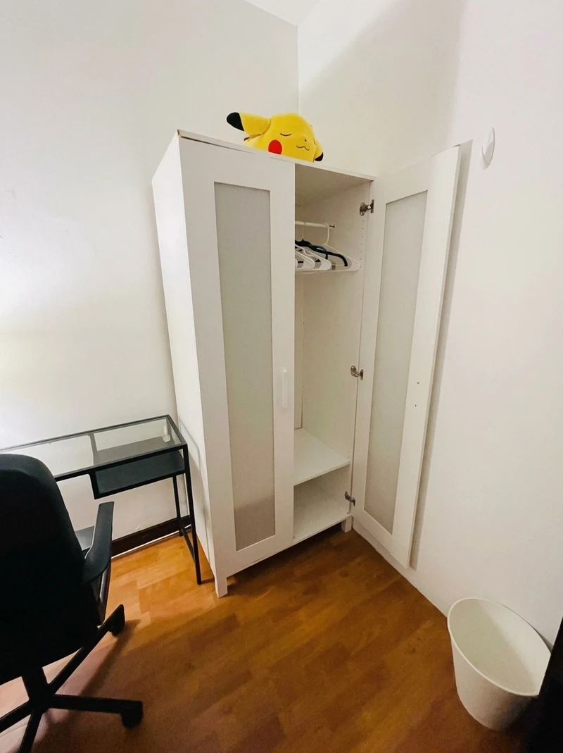 private room in Lower East Side photo 3