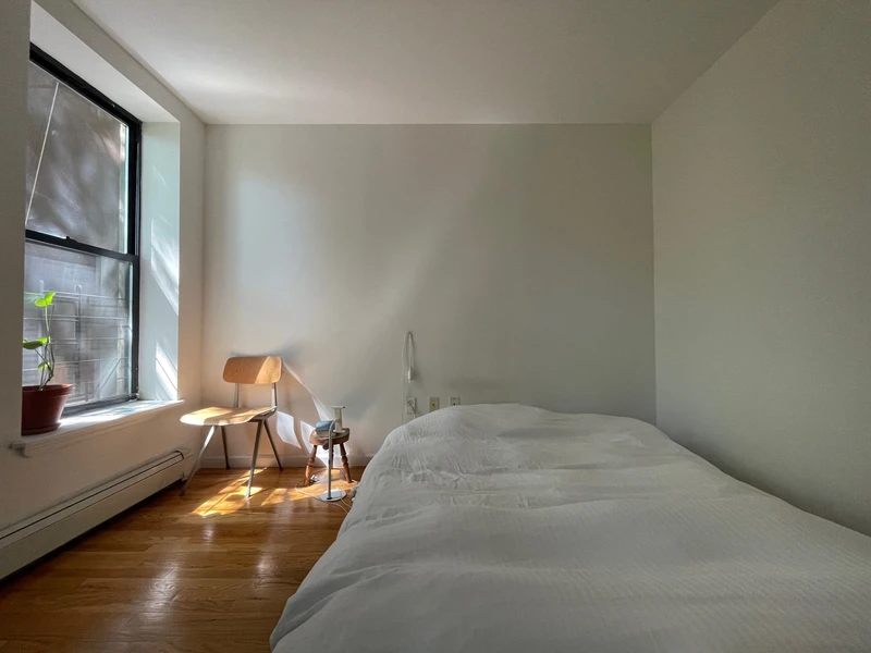 1 bedroom in Bedford-Stuyvesant photo 4