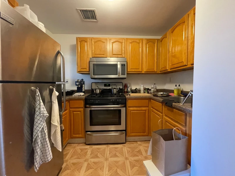 1 bedroom in Bedford-Stuyvesant photo 2