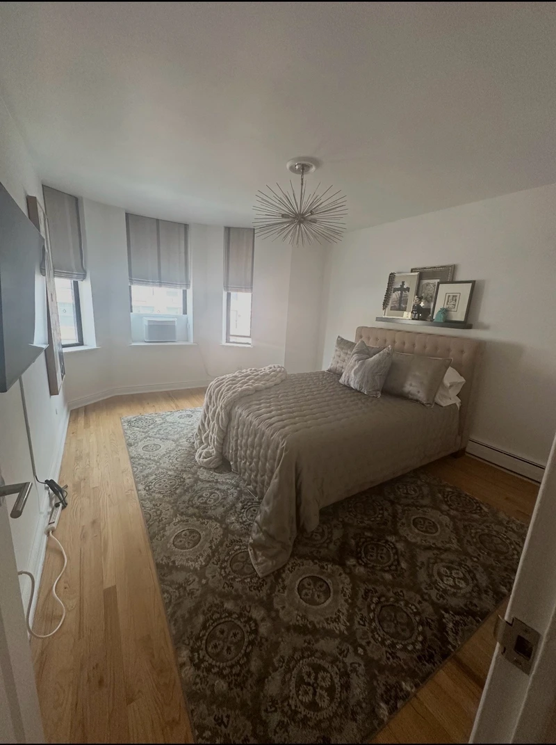 1 bedroom in Hoboken photo 6