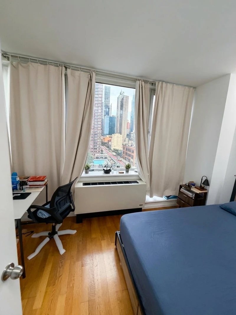 private room in Hudson Yards photo 2