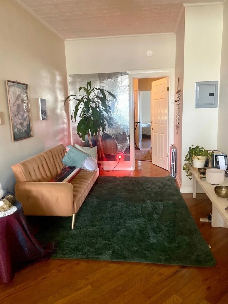 2 bedroom in Ridgewood photo 4