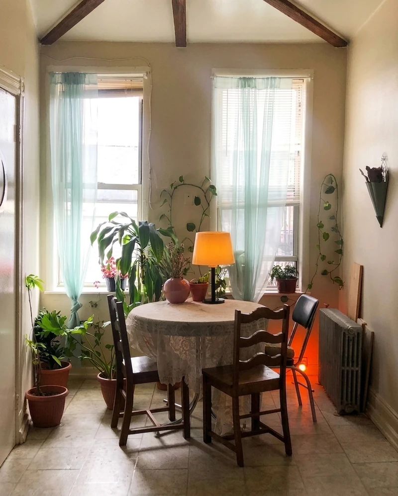 2 bedroom in Ridgewood photo 3