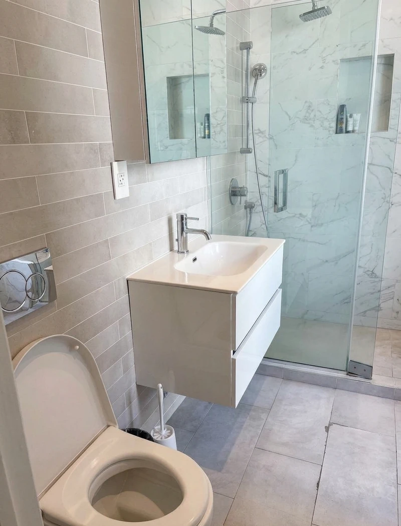 a room in Bedford-Stuyvesant photo 6