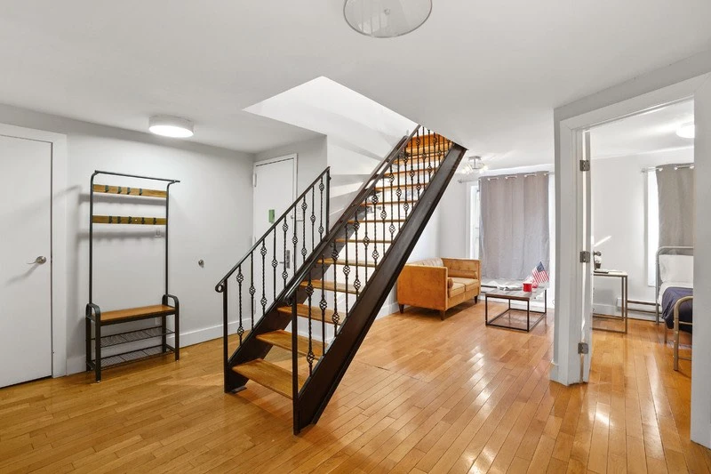 private room in Bedford-Stuyvesant photo 6