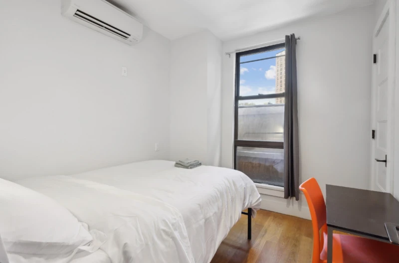 private room in Williamsburg photo 2