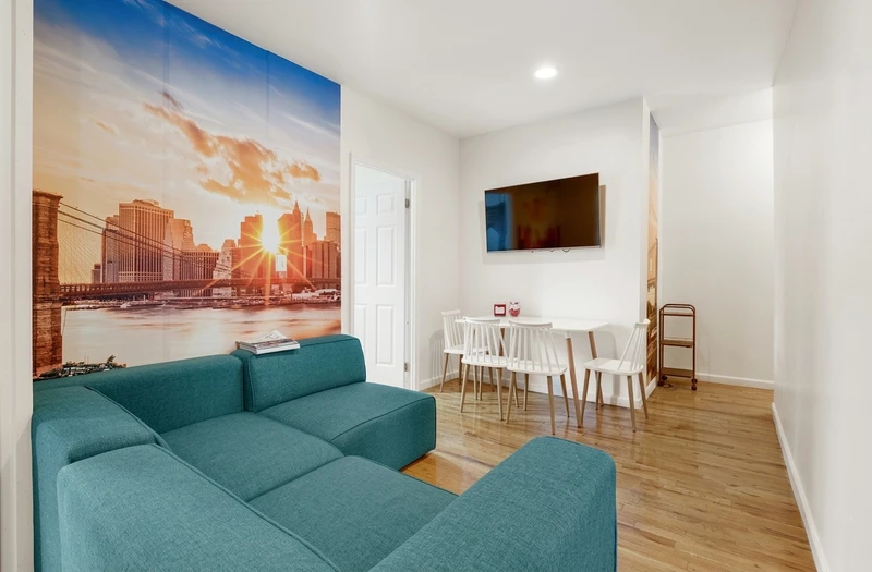 a room in Morningside Heights photo 5