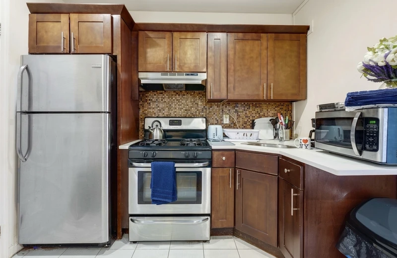 a room in Morningside Heights photo 4