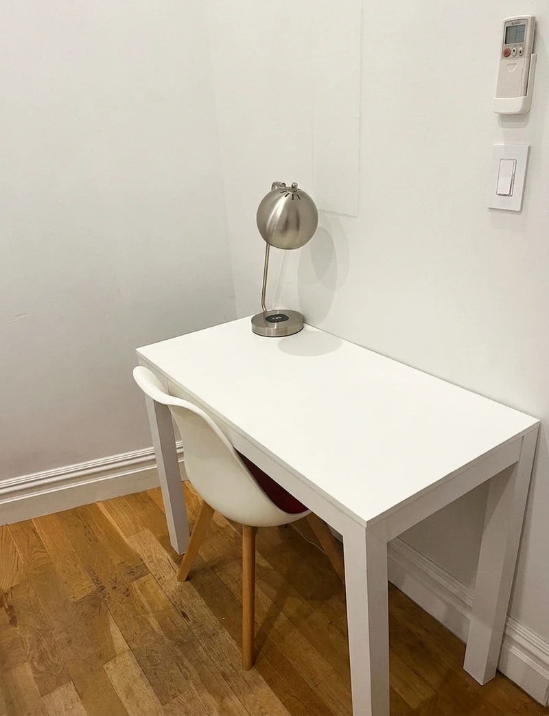 a room in Bedford-Stuyvesant photo 4