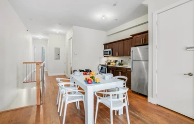 a room in Williamsburg