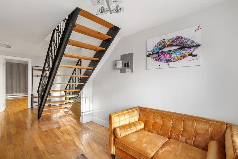 private room in Bedford-Stuyvesant photo 5