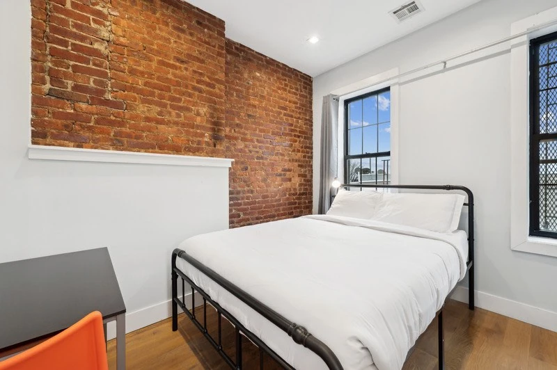 private room in Ridgewood photo 11
