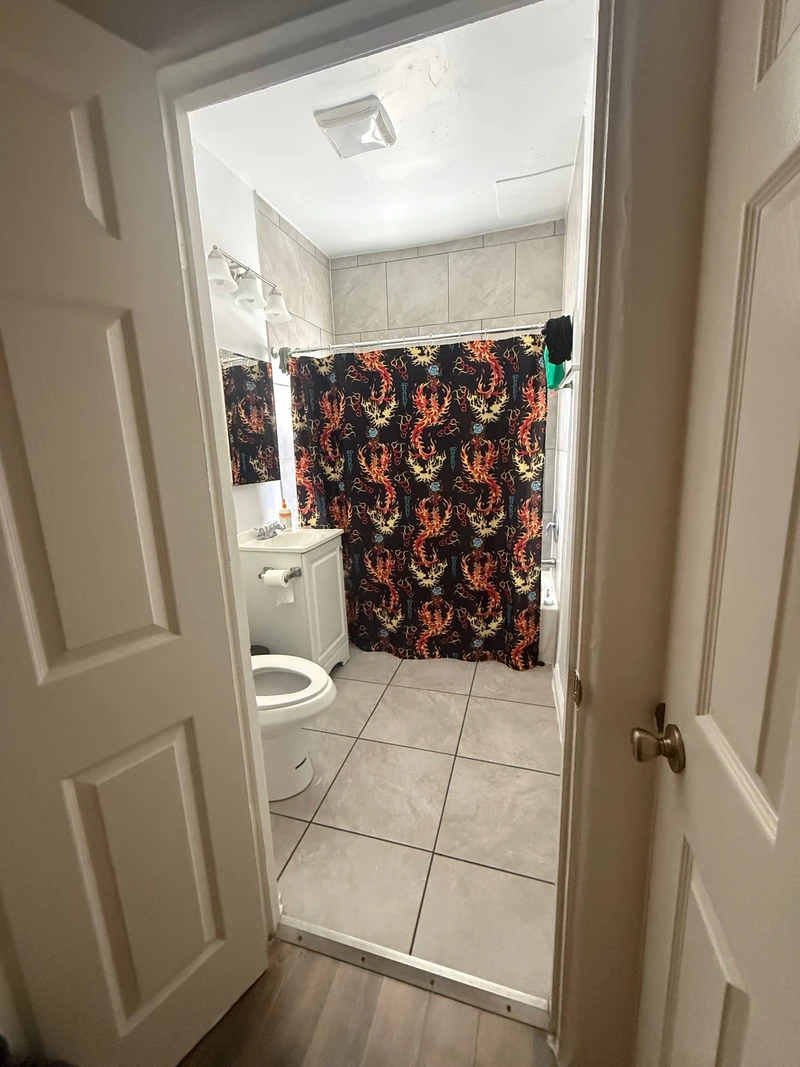 1 bedroom in Westlake photo 2