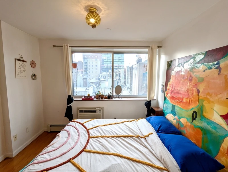 2 bedroom in Bedford-Stuyvesant photo 2