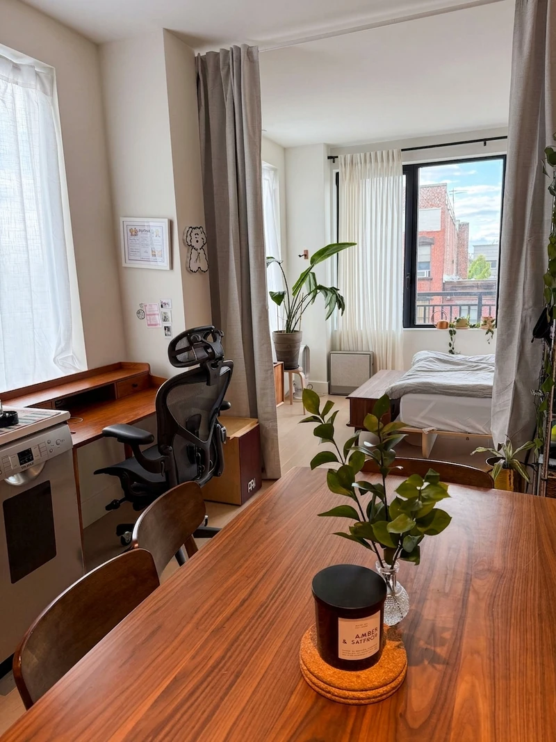 2 bedroom in Southside photo 2