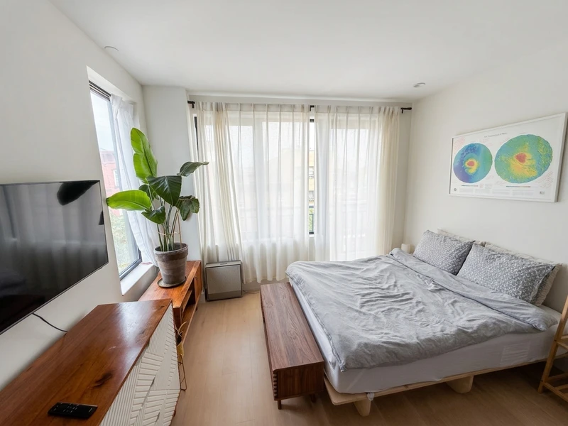 2 bedroom in Southside photo 3